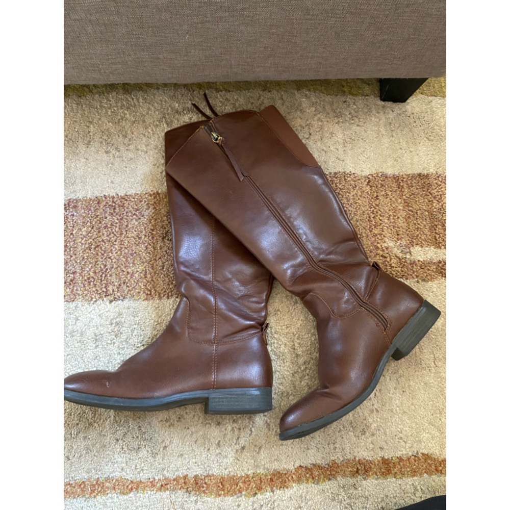 Tall Brown Boots || size 8